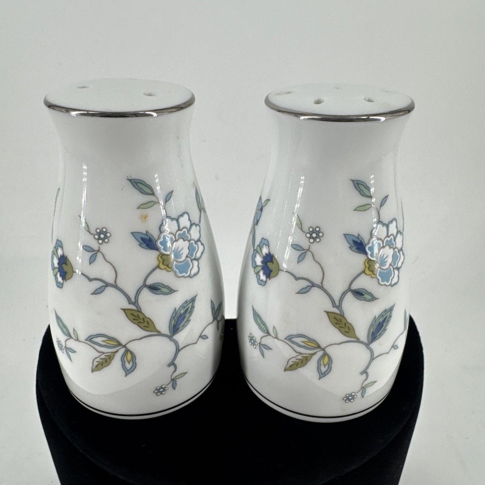 Noritake Salt &‎ Pepper Shakers 3 1/2" Tall Blue Flowers Discontinued Vintage